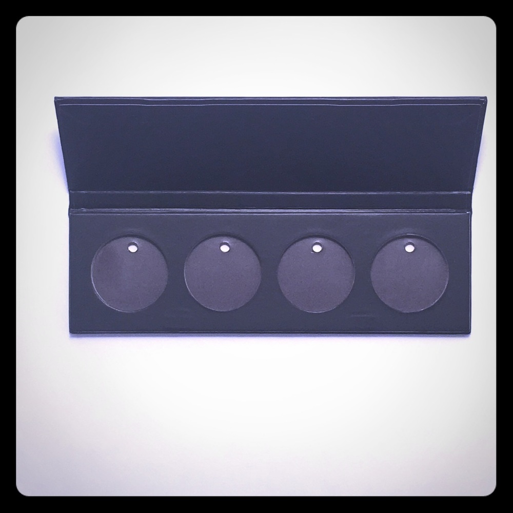 NWT Moodstruck Quad Palette